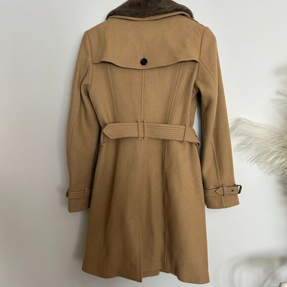Burberry Camel Wool Coat Trench with Removable Collar and Belt - Picture 4 of 13